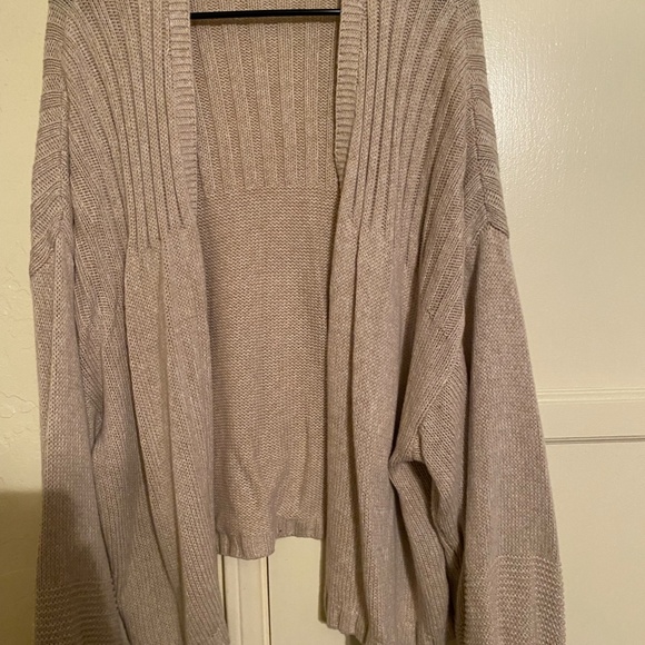 Sweater - Picture 3 of 4